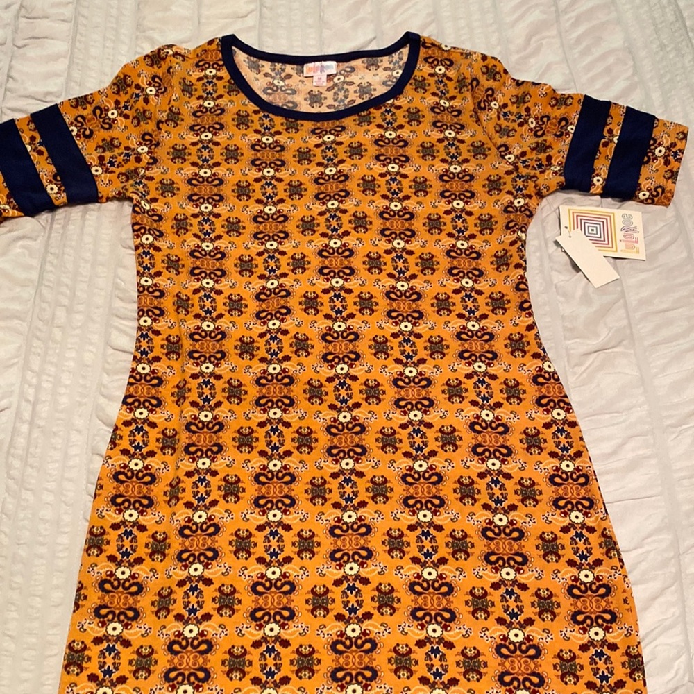 NWT Julia Dress by LuLaRoe |Size M